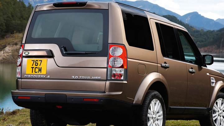 2010 Land Rover Discovery In Brown Side Back Pose